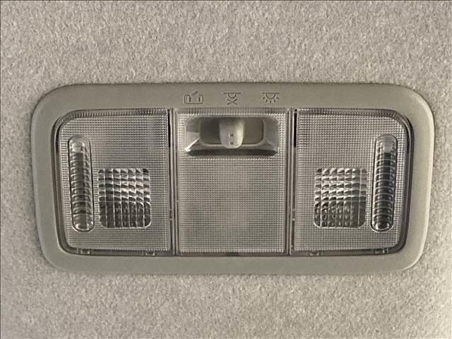 タント L SAII 禁煙車 ナビ フルセグTV DVD再生 Bluetooth対応 衝突軽減ブレーキ 横滑り防止装置 衝突安全ボディ ABS Wエアバック アイドリングストップ 両側スライドドア ベンチシート キーレス(29枚目)