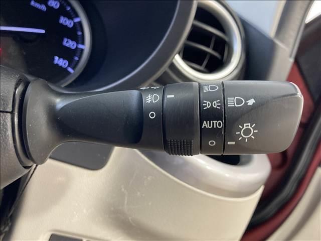 キャスト スタイルＸ　ＳＡＩＩ　禁煙車　ナビ　フルセグＴＶ　ＤＶＤ　Ｂｌｕｅｔｏｏｔｈ対応　バックカメラ　ＥＴＣ　衝突軽減ブレーキ　横滑り防止装置　衝突安全ボディー　盗難防止装置　純正アルミホイール　ベンチシート　スマートキー（12枚目）