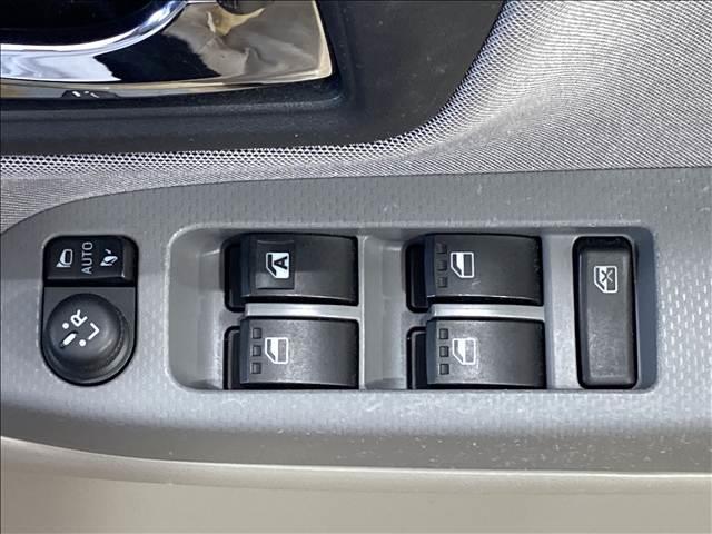 キャスト スタイルＸ　ＳＡＩＩ　禁煙車　ナビ　フルセグＴＶ　ＤＶＤ　Ｂｌｕｅｔｏｏｔｈ対応　バックカメラ　ＥＴＣ　衝突軽減ブレーキ　横滑り防止装置　衝突安全ボディー　盗難防止装置　純正アルミホイール　ベンチシート　スマートキー（24枚目）