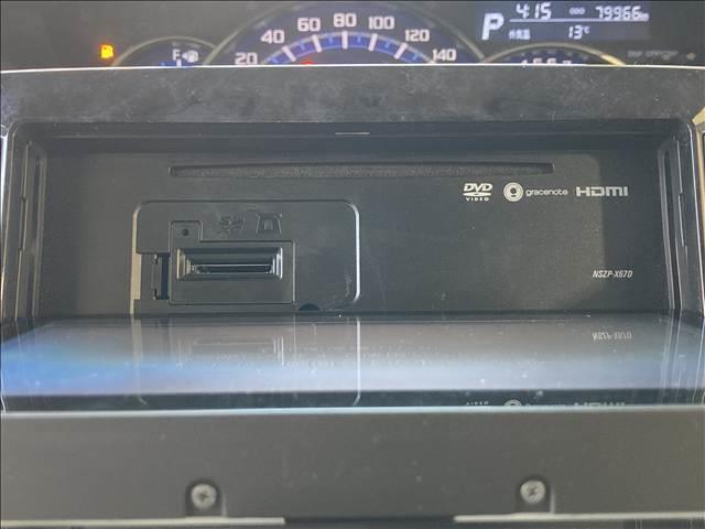 タント カスタムX トップエディションSAIII 禁煙車 ナビ フルセグ DVD Bluetooth バックカメラ ETC 衝突軽減ブレーキ 横滑り防止装置 車線逸脱防止装置 障害物センサー 左側電動スライドドア LEDヘッドライト スマートキー(11枚目)