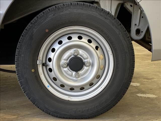 NV100クリッパーバン DX GLパッケージ 禁煙車 ナビ CD再生 バックカメラ ETC車載器 衝突軽減ブレーキ 横滑り防止装置 ABS Wエアバック 電動格納ミラー 前席パワーウインド 集中ドアロック 電動格納ミラー キーレスエントリー(20枚目)