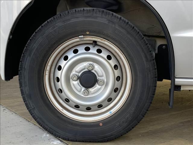 NV100クリッパーバン DX GLパッケージ 禁煙車 ナビ CD再生 バックカメラ ETC車載器 衝突軽減ブレーキ 横滑り防止装置 ABS Wエアバック 電動格納ミラー 前席パワーウインド 集中ドアロック 電動格納ミラー キーレスエントリー(21枚目)