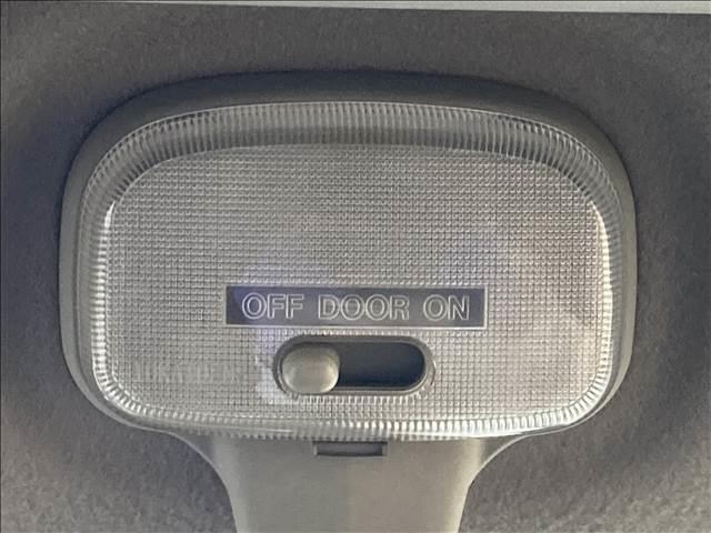 NV100クリッパーバン DX GLパッケージ 禁煙車 ナビ CD再生 バックカメラ ETC車載器 衝突軽減ブレーキ 横滑り防止装置 ABS Wエアバック 電動格納ミラー 前席パワーウインド 集中ドアロック 電動格納ミラー キーレスエントリー(30枚目)