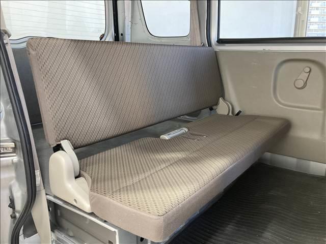 NV100クリッパーバン DX GLパッケージ 禁煙車 ナビ CD再生 バックカメラ ETC車載器 衝突軽減ブレーキ 横滑り防止装置 ABS Wエアバック 電動格納ミラー 前席パワーウインド 集中ドアロック 電動格納ミラー キーレスエントリー(34枚目)