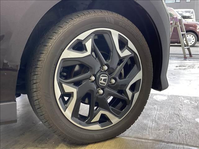 N-BOXカスタム G・Lターボホンダセンシング 禁煙車 ナビ フルセグ DVD Bluetooth バックカメラ ETC 衝突軽減ブレーキ 横滑り防止装置 車線逸脱防止装置 クルーズコントロール 障害物センサー 両側電動スライド LEDヘッドライト(21枚目)