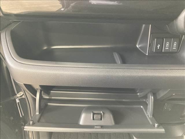 N-BOXカスタム G・Lターボホンダセンシング 禁煙車 ナビ フルセグ DVD Bluetooth バックカメラ ETC 衝突軽減ブレーキ 横滑り防止装置 車線逸脱防止装置 クルーズコントロール 障害物センサー 両側電動スライド LEDヘッドライト(37枚目)