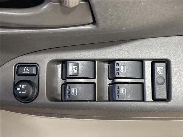 �y�����ԂR�X�D�W���~���X�̌y�X�}�C���͒n��ő勉�A�I�[�����[�J�[���戵���A�펞�R�O�O��ȏ�̍݌ɂ�W�����Ă��܂��B