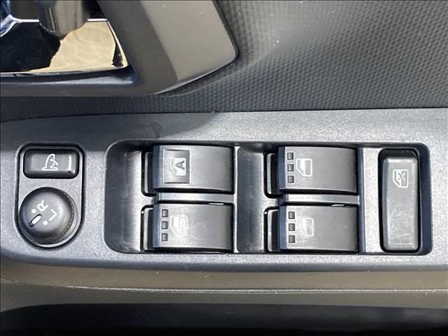 �y�����ԂR�X�D�W���~���X�̌y�X�}�C���͒n��ő勉�A�I�[�����[�J�[���戵���A�펞�R�O�O��ȏ�̍݌ɂ�W�����Ă��܂��B