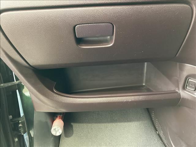 ���X�ł́A�Ԍ��A�����A���A�h���A���b�J�[�A���[�h�T�[�r�X�ɕK�v�Ȏw��H��A�ݔ����O���[�v��Ђł��ׂĊ������Ă��܂��B