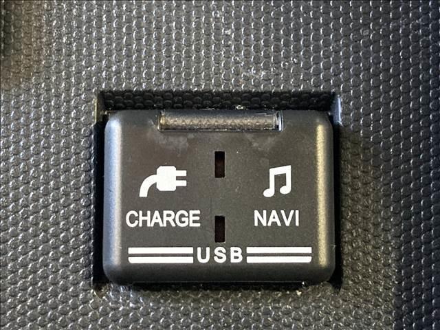 タフト Ｇ　クロムベンチャー　純正ナビ　フルセグ　ＤＶＤ　Ｂｌｕｅｔｏｏｔｈ対応　バックカメラ　ＥＴＣ　衝突軽減ブレーキ　横滑り防止装置　車線逸脱防止装置　障害物センサー　純正アルミホイール　ＬＥＤヘッドライト　前席シートヒーター（32枚目）