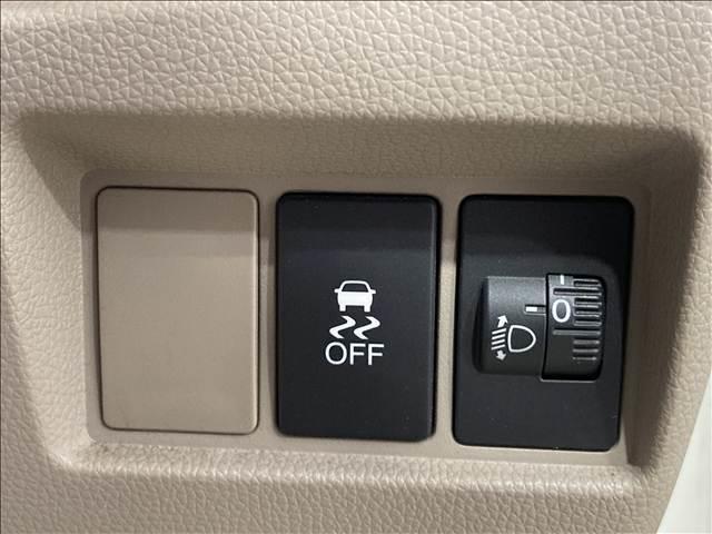 Ｎ－ＷＧＮ Ｇ　純正ナビ　ワンセグ　ＤＶＤ　Ｂｌｕｅｔｏｏｔｈ対応　バックカメラ　ＡＢＳ　Ｗエアバック　横滑り防止装置　アイドリングストップ　盗難防止装置　衝突安全ボディ　オートエアコン　ベンチシート　スマートキー（28枚目）