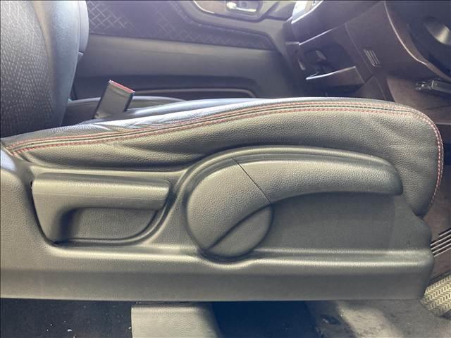 ���X�ł͔N�ԂP�O�O�O��ȏ��̔����Ă���v���̃X�^�b�t�����q�l�̃��C�t�X�^�C���ɍ��������Ԃ����Љ�I���q�l�̃J�[���C�t�ɂ҂�����ƍ�������������Ă����Ă��������܂��B