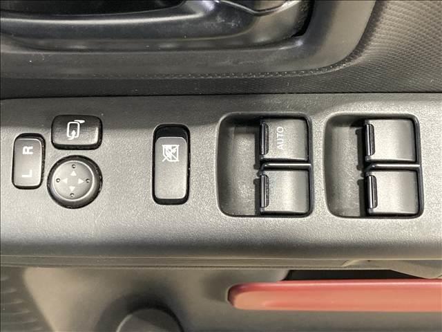 ���X�ł͔N�ԂP�O�O�O��ȏ��̔����Ă���v���̃X�^�b�t�����q�l�̃��C�t�X�^�C���ɍ��������Ԃ����Љ�I���q�l�̃J�[���C�t�ɂ҂�����ƍ�������������Ă����Ă��������܂��B