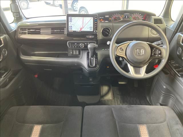Ｎ－ＢＯＸカスタム Ｇ・Ｌホンダセンシング　純正ナビ　フルセグ　ＤＶＤ　Ｂｌｕｅｔｏｏｔｈ　バックカメラ　ＥＴＣ　衝突軽減ブレーキ　横滑り防止装置　車線逸脱防止装置　クルーズコントロール　左側電動スライド　ＬＥＤヘッドライト　スマートキー（2枚目）