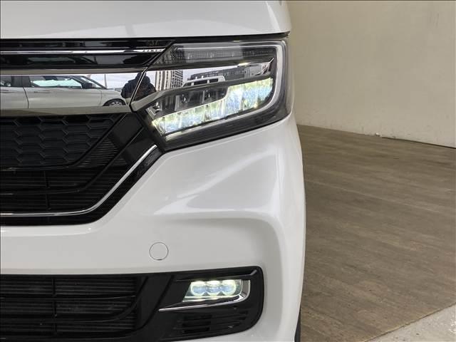 Ｎ－ＢＯＸカスタム Ｇ・Ｌホンダセンシング　純正ナビ　フルセグ　ＤＶＤ　Ｂｌｕｅｔｏｏｔｈ　バックカメラ　ＥＴＣ　衝突軽減ブレーキ　横滑り防止装置　車線逸脱防止装置　クルーズコントロール　左側電動スライド　ＬＥＤヘッドライト　スマートキー（19枚目）
