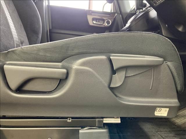 Ｎ－ＢＯＸカスタム Ｇ・Ｌホンダセンシング　純正ナビ　フルセグ　ＤＶＤ　Ｂｌｕｅｔｏｏｔｈ　バックカメラ　ＥＴＣ　衝突軽減ブレーキ　横滑り防止装置　車線逸脱防止装置　クルーズコントロール　左側電動スライド　ＬＥＤヘッドライト　スマートキー（27枚目）