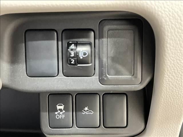 ｅＫワゴン Ｇ　ｅ－アシスト　ＣＤコンポ　バックカメラ　衝突軽減ブレーキ　横滑り防止装置　衝突安全ボディ　障害物センサー　ＡＢＳ　Ｗエアバック　アイドリングストップ　オートエアコン　純正アルミホイール　フォグランプ　スマートキー（25枚目）