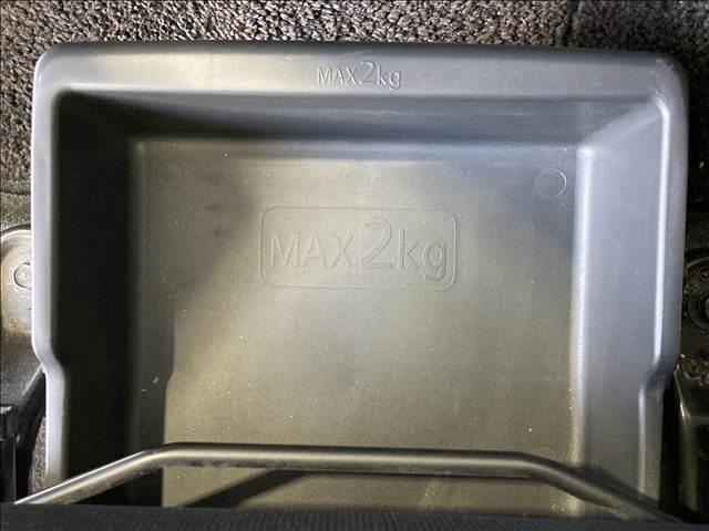 �h���X�ł͖�����������̂����X�𒸂��Ă���܂��B���ׁ̈A�����X�̍ۂɂ͗��X�\����������߂��Ă���܂��B�@��]�̓��ɂ��A���ԁA���Ԃ�I�����ė\������肢�v���܂��B