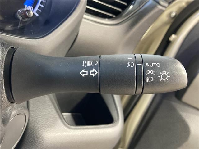 ルークス ハイウェイスター X ナビ フルセグ DVD Bluetooth対応 全方位カメラ ETC車載器 衝突軽減ブレーキ 横滑り防止装置 左側電動スライド 純正アルミホイール オートエアコン LEDヘッドライト スマートキー(12枚目)