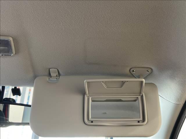 デイズ ハイウェイスター X ナビ フルセグ DVD Bluetooth対応 全方位カメラ ETC車載器 衝突軽減ブレーキ 横滑り防止装置 アイドリングストップ オートエアコン 純正アルミホイール HIDヘッドライト スマートキー(31枚目)