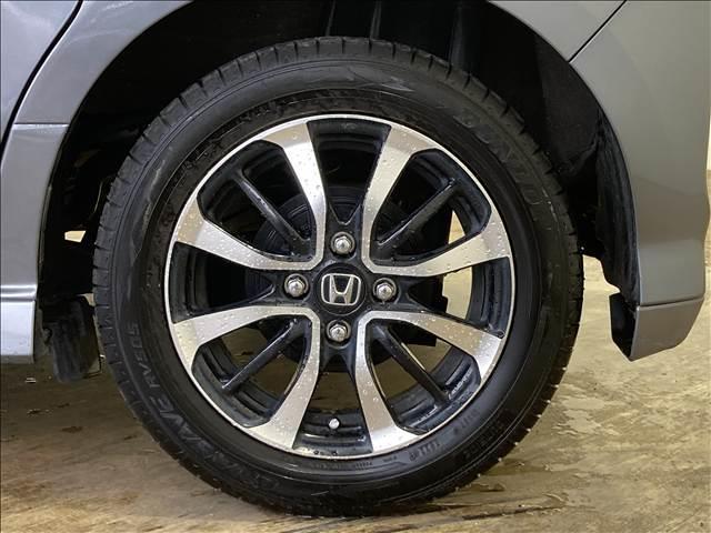 Ｎ－ＢＯＸカスタム Ｇ・Ｌホンダセンシング　ナビ　フルセグ　ＤＶＤ　Ｂｌｕｅｔｏｏｔｈ　バックカメラ　ＥＴＣ　衝突軽減ブレーキ　横滑り防止装置　車線逸脱防止装置　クルーズコントロール　左側電動スライドドア　純正アルミホイール　ＬＥＤヘッドライト（23枚目）