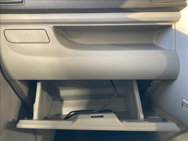 タント Ｌ　スマートセレクションＳＡ　ナビ　ワンセグＴＶ　ＣＤ再生　バックカメラ　ＥＴＣ　社外アルミホイール　両側スライド　衝突軽減ブレーキ　スリップ防止　アイドリングストップ　ベンチシート　キーレス　エアバッグ　電動格納ドアミラー（31枚目）