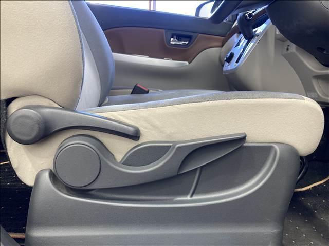 キャスト スタイルＧ　ＳＡＩＩ　ナビ　フルセグＴＶ　ＣＤ・ＤＶＤ再生　Ｂｌｕｅｔｏｏｔｈ　バックカメラ　ＥＴＣ　純正アルミ　衝突軽減ブレーキ　スリップ防止　アイドリングストップ　ＬＥＤヘッドライト　ベンチシート　プッシュスタート（25枚目）