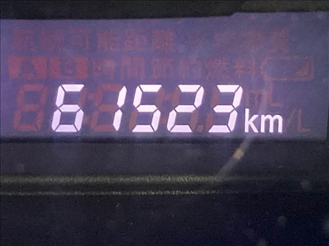 スペーシアカスタム ＸＳリミテッド　ナビ　ワンセグＴＶ　Ｂｌｕｅｔｏｏｔｈ　両側電動スライドドア　純正アルミホイール　衝突軽減ブレーキ　スリップ防止　アイドリングストップ　ＨＩＤヘッドライト　オートライト　シートヒーター　スマートキー（4枚目）