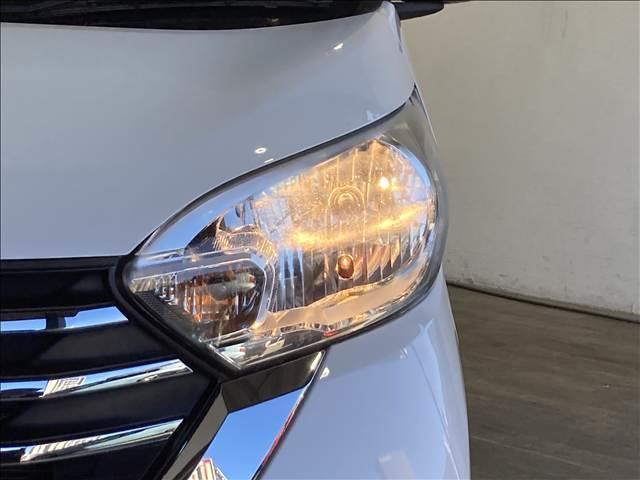 デイズルークス Ｘ　純正ナビ　フルセグＴＶ　ＣＤ・ＤＶＤ再生　Ｂｌｕｅｔｏｏｔｈ　全方位カメラ　衝突軽減ブレーキ　スリップ防止　アイドリングストップ　両側スライド片側電動スライドドア　ベンチシート　プッシュスタート（17枚目）