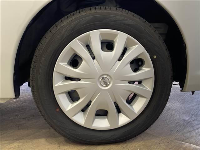 デイズルークス Ｘ　純正ナビ　フルセグＴＶ　ＣＤ・ＤＶＤ再生　Ｂｌｕｅｔｏｏｔｈ　全方位カメラ　衝突軽減ブレーキ　スリップ防止　アイドリングストップ　両側スライド片側電動スライドドア　ベンチシート　プッシュスタート（19枚目）