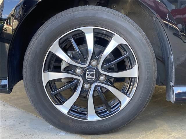 Ｎ－ＢＯＸカスタム Ｇ・Ｌホンダセンシング　社外ナビ　フルセグＴＶ　Ｂｌｕｅｔｏｏｔｈ　ＣＤ・ＤＶＤ再生　バックカメラ　ＥＴＣ　両側スライド片側電動スライドドア　ＬＥＤヘッドライト　車線逸脱防止　衝突軽減ブレーキ　スリップ防止　純正アルミ（22枚目）