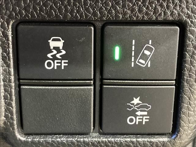 Ｎ－ＢＯＸカスタム Ｇ・Ｌホンダセンシング　社外ナビ　フルセグＴＶ　Ｂｌｕｅｔｏｏｔｈ　ＣＤ・ＤＶＤ再生　バックカメラ　ＥＴＣ　両側スライド片側電動スライドドア　ＬＥＤヘッドライト　車線逸脱防止　衝突軽減ブレーキ　スリップ防止　純正アルミ（29枚目）