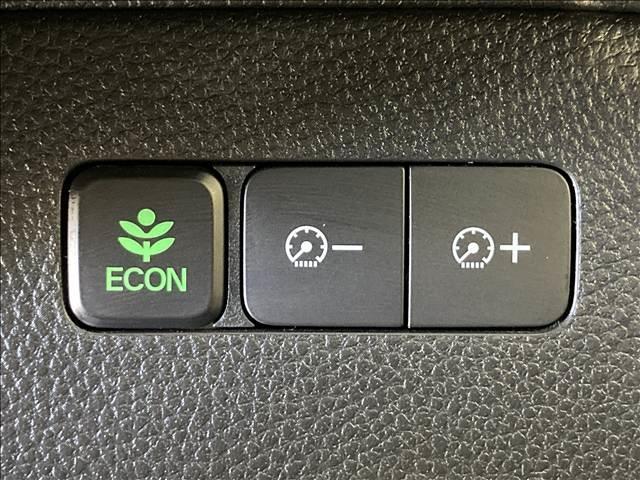 Ｎ－ＢＯＸカスタム Ｇ・Ｌホンダセンシング　社外ナビ　フルセグＴＶ　Ｂｌｕｅｔｏｏｔｈ　ＣＤ・ＤＶＤ再生　バックカメラ　ＥＴＣ　両側スライド片側電動スライドドア　ＬＥＤヘッドライト　車線逸脱防止　衝突軽減ブレーキ　スリップ防止　純正アルミ（32枚目）