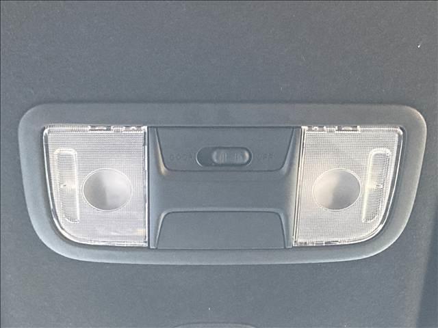 Ｎ－ＢＯＸカスタム Ｇ・Ｌホンダセンシング　社外ナビ　フルセグＴＶ　Ｂｌｕｅｔｏｏｔｈ　ＣＤ・ＤＶＤ再生　バックカメラ　ＥＴＣ　両側スライド片側電動スライドドア　ＬＥＤヘッドライト　車線逸脱防止　衝突軽減ブレーキ　スリップ防止　純正アルミ（34枚目）