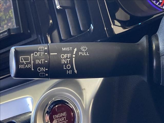 �y�X�}�C���͂��q�l�ɂ҂�����̂P�������Ēv���܂��B