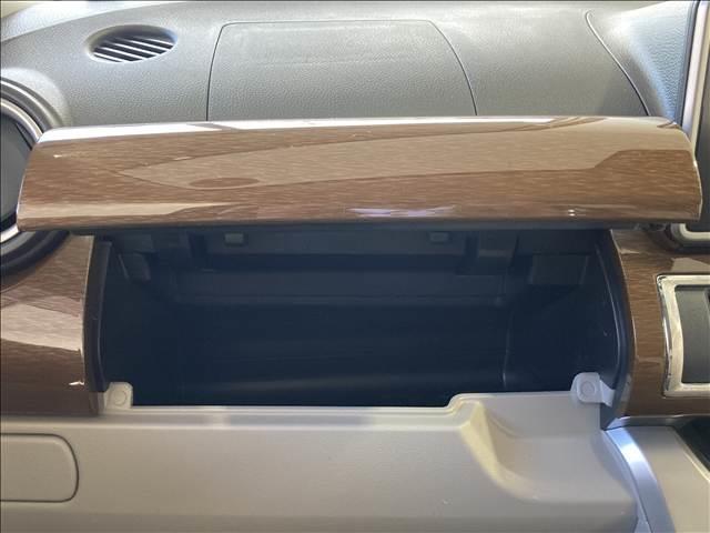 キャスト スタイルＧ　ターボ　ＳＡＩＩ　ナビ　ワンセグＴＶ　バックカメラ　ＣＤ再生　ＥＴＣ　ＬＥＤヘッドライト　オートライト　衝突軽減ブレーキ　スリップ防止　アイドリングストップ　ベンチシート　電動格納ドアミラー　プッシュスタート（33枚目）