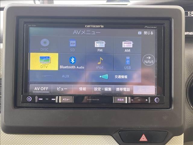 N-BOX G・Lホンダセンシング ナビ フルセグ DVD Bluetooth対応 バックカメラ ETC 衝突軽減ブレーキ 横滑り防止装置 車線逸脱防止装置 衝突安全ボディ 障害物センサー 左側電動スライドドア LEDヘッドライト(7枚目)