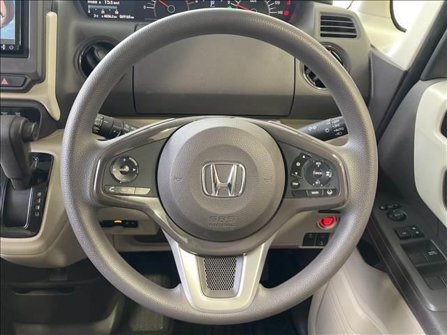 N-BOX G・Lホンダセンシング ナビ フルセグ DVD Bluetooth対応 バックカメラ ETC 衝突軽減ブレーキ 横滑り防止装置 車線逸脱防止装置 衝突安全ボディ 障害物センサー 左側電動スライドドア LEDヘッドライト(12枚目)