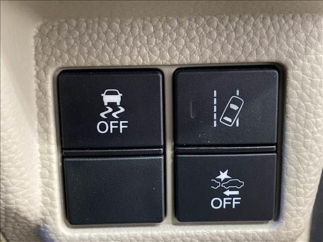 N-BOX G・Lホンダセンシング ナビ フルセグ DVD Bluetooth対応 バックカメラ ETC 衝突軽減ブレーキ 横滑り防止装置 車線逸脱防止装置 衝突安全ボディ 障害物センサー 左側電動スライドドア LEDヘッドライト(30枚目)