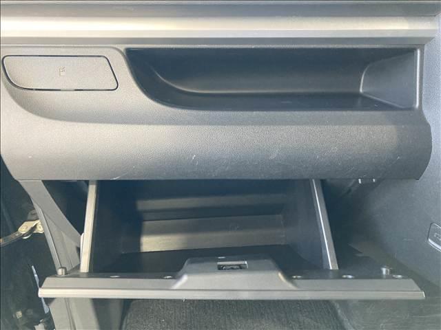 タント カスタムRS SA 社外ナビ ワンセグTV CD再生 ETC 両側電動スライドドア LEDヘッドライト 衝突軽減ブレーキ スリップ防止 アイドリングストップ 電動格納ドアミラー オートライト ベンチシート スマートキー(30枚目)