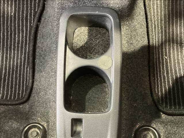 ���X�ł́A�Ԍ��A�����A���A�h���A���b�J�[�A���[�h�T�[�r�X�ɕK�v�Ȏw��H��A�ݔ����O���[�v��Ђł��ׂĊ������Ă��܂��B