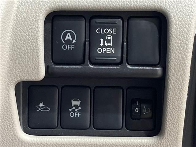 ���X�ł͔N�ԂP�O�O�O��ȏ��̔����Ă���v���̃X�^�b�t�����q�l�̃��C�t�X�^�C���ɍ��������Ԃ����Љ�I���q�l�̃J�[���C�t�ɂ҂�����ƍ�������������Ă����Ă��������܂��B