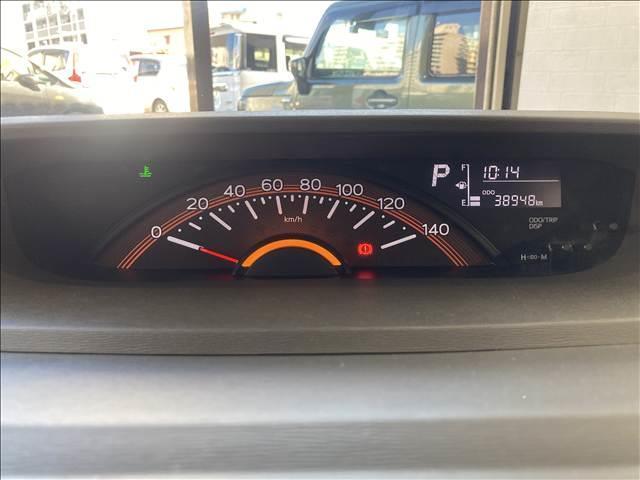 タント Ｌ　ＳＡ　ＣＤコンポ　ＡＢＳ　Ｗエアバック　衝突軽減ブレーキ　横滑り防止装置　衝突安全ボディ　アイドリングストップ　ベンチシート　キーレスエントリー（3枚目）