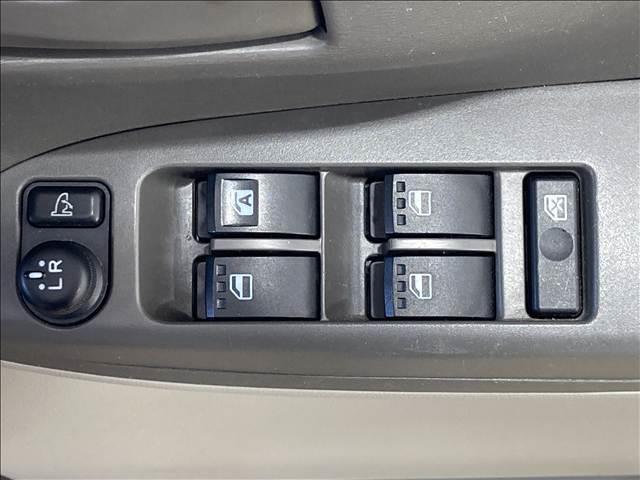 タント Ｌ　ＳＡ　ＣＤコンポ　ＡＢＳ　Ｗエアバック　衝突軽減ブレーキ　横滑り防止装置　衝突安全ボディ　アイドリングストップ　ベンチシート　キーレスエントリー（20枚目）