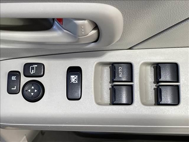 �y�����ԂR�X�D�W���~���X�̌y�X�}�C���͒n��ő勉�A�I�[�����[�J�[���戵���A�펞�R�O�O��ȏ�̍݌ɂ�W�����Ă��܂��B