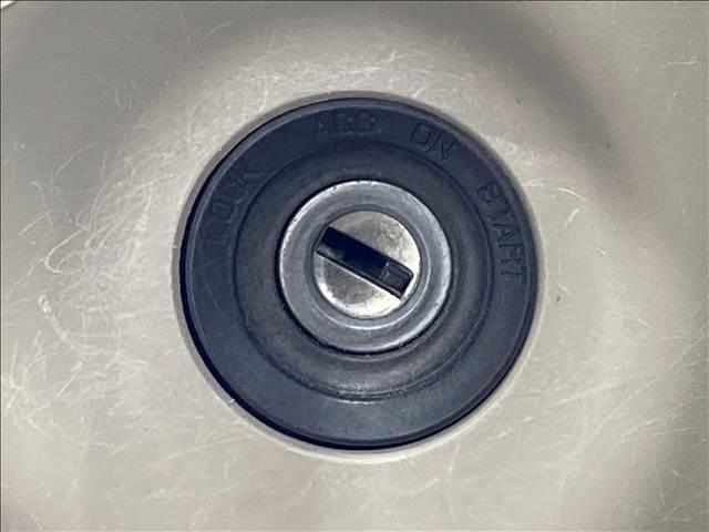 ���X�ł͔N�ԂP�O�O�O��ȏ��̔����Ă���v���̃X�^�b�t�����q�l�̃��C�t�X�^�C���ɍ��������Ԃ����Љ�I���q�l�̃J�[���C�t�ɂ҂�����ƍ�������������Ă����Ă��������܂��B