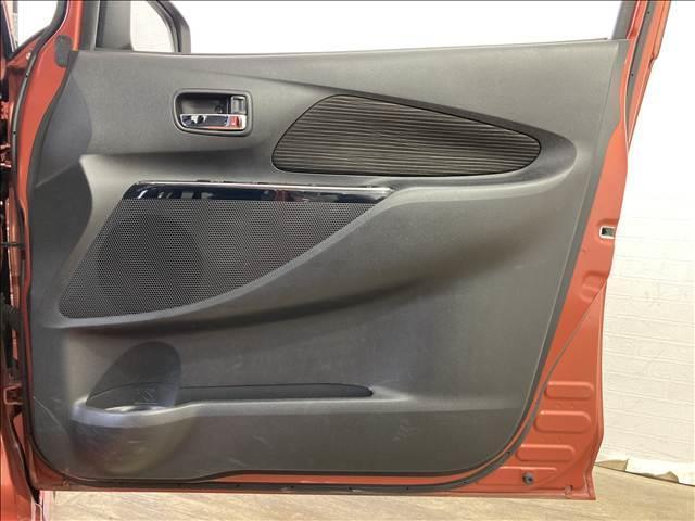 デイズ ハイウェイスター　Ｘ　ナビ　フルセグ　ＤＶＤ　Ｂｌｕｅｔｏｏｔｈ対応　全方位カメラ　ＥＴＣ車載器　衝突軽減ブレーキ　横滑り防止装置　衝突安全ボディ　純正アルミホイール　オートエアコン　ＨＩＤヘッドライト　スマートキー（23枚目）