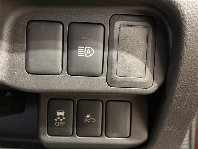 デイズ ハイウェイスター　Ｘ　ナビ　フルセグ　ＤＶＤ　Ｂｌｕｅｔｏｏｔｈ対応　全方位カメラ　ＥＴＣ車載器　衝突軽減ブレーキ　横滑り防止装置　衝突安全ボディ　純正アルミホイール　オートエアコン　ＨＩＤヘッドライト　スマートキー（29枚目）