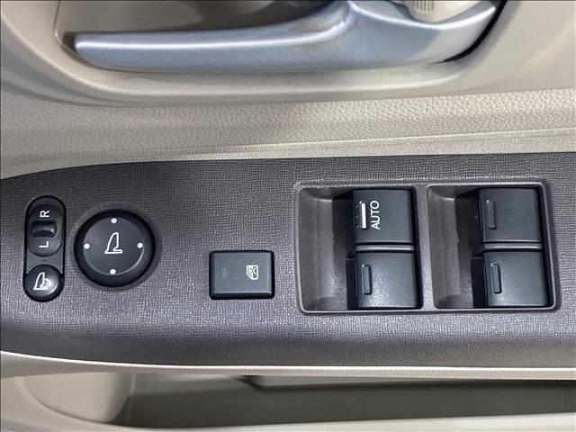 �y�����ԂR�X�D�W���~���X�̌y�X�}�C���͒n��ő勉�A�I�[�����[�J�[���戵���A�펞�R�O�O��ȏ�̍݌ɂ�W�����Ă��܂��B