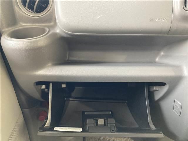 ���X�ł͔N�ԂP�O�O�O��ȏ��̔����Ă���v���̃X�^�b�t�����q�l�̃��C�t�X�^�C���ɍ��������Ԃ����Љ�I���q�l�̃J�[���C�t�ɂ҂�����ƍ�������������Ă����Ă��������܂��B